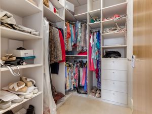 Photo 22- click for photo gallery